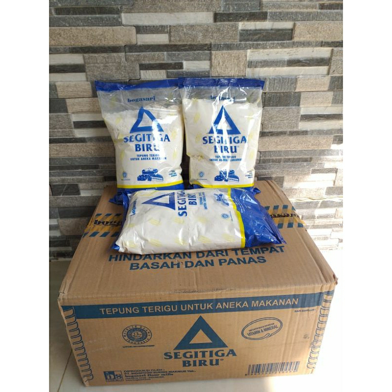 Jual Tepung Terigu Segitiga Biru 1 Kg Kemasan Ekonomis 1 Karton ...
