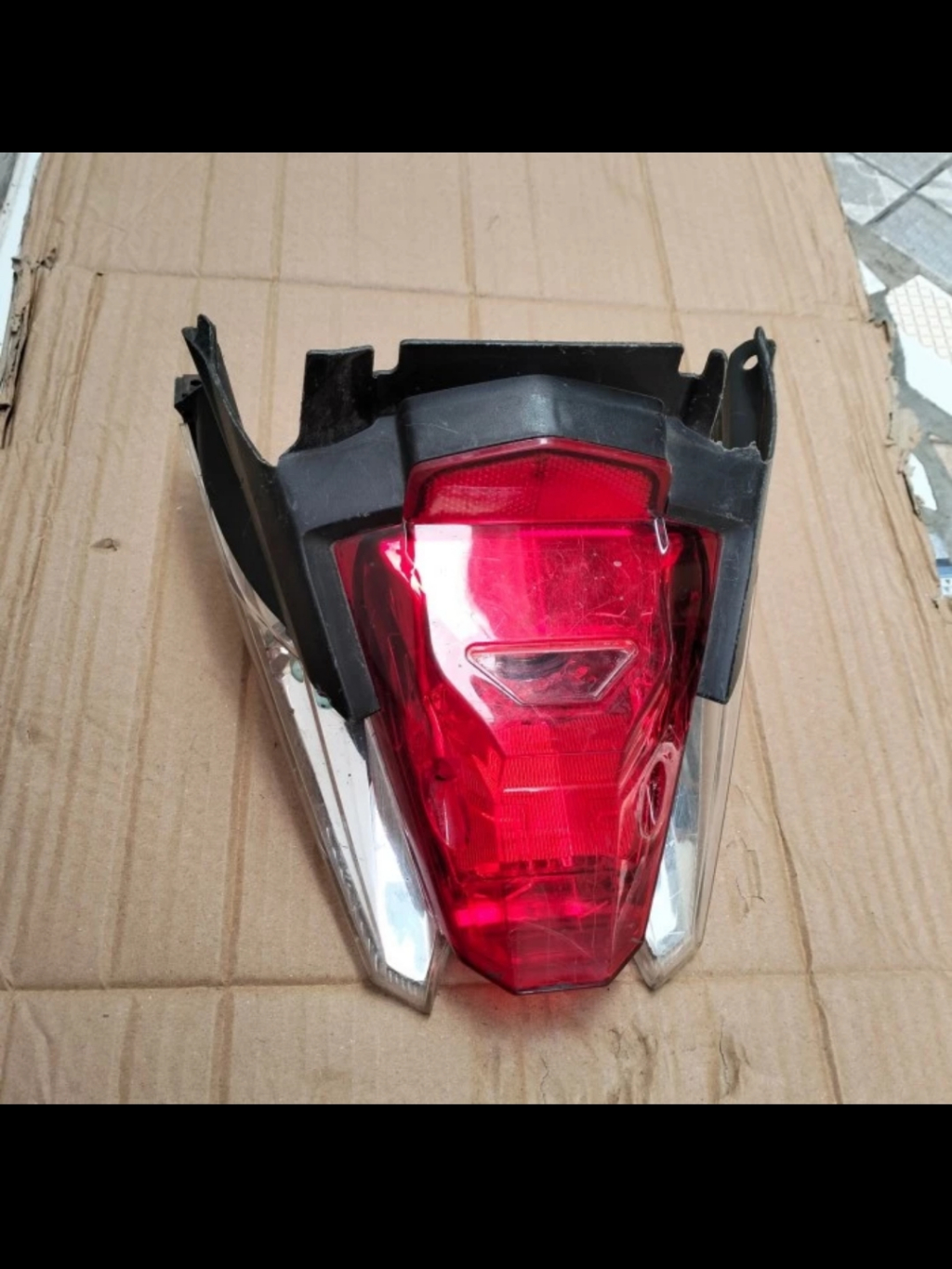 Jual Lampu belakang Vario 110 Tecno original copotan | Shopee Indonesia