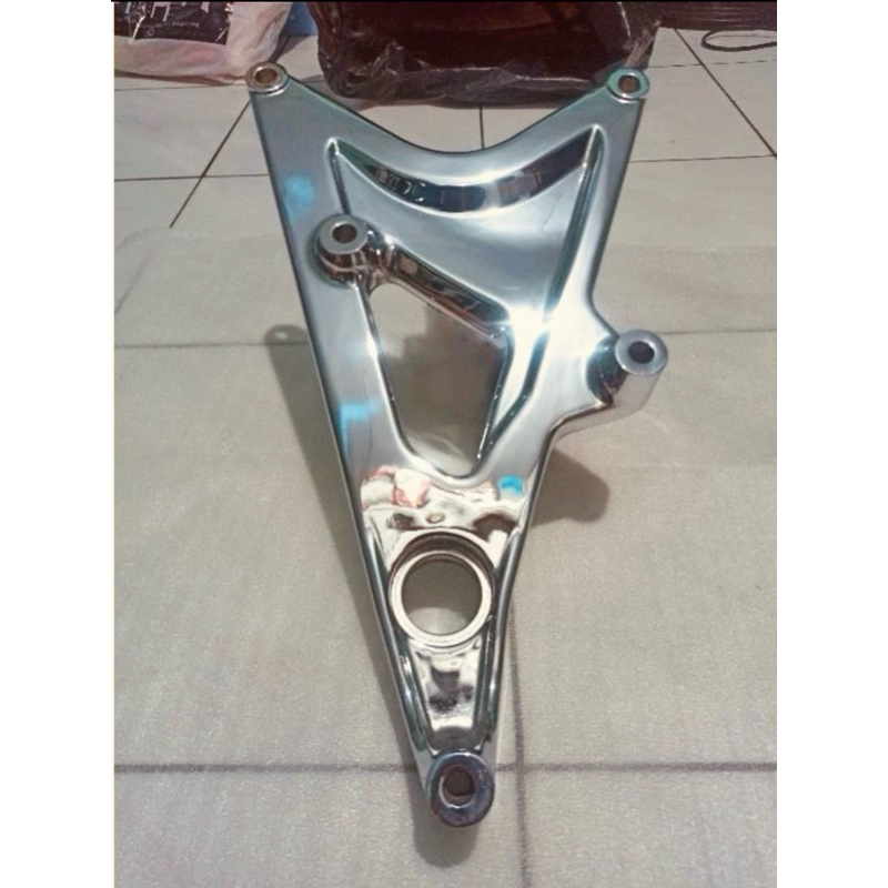 Jual Swing Arm Vario new 125/150 Chrome Original Honda 100 Shopee
