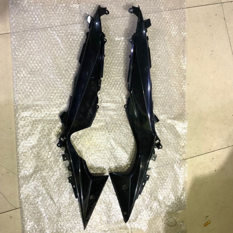Jual cover body side Supra x 125 fi k41 original sambungan body Supra x ...