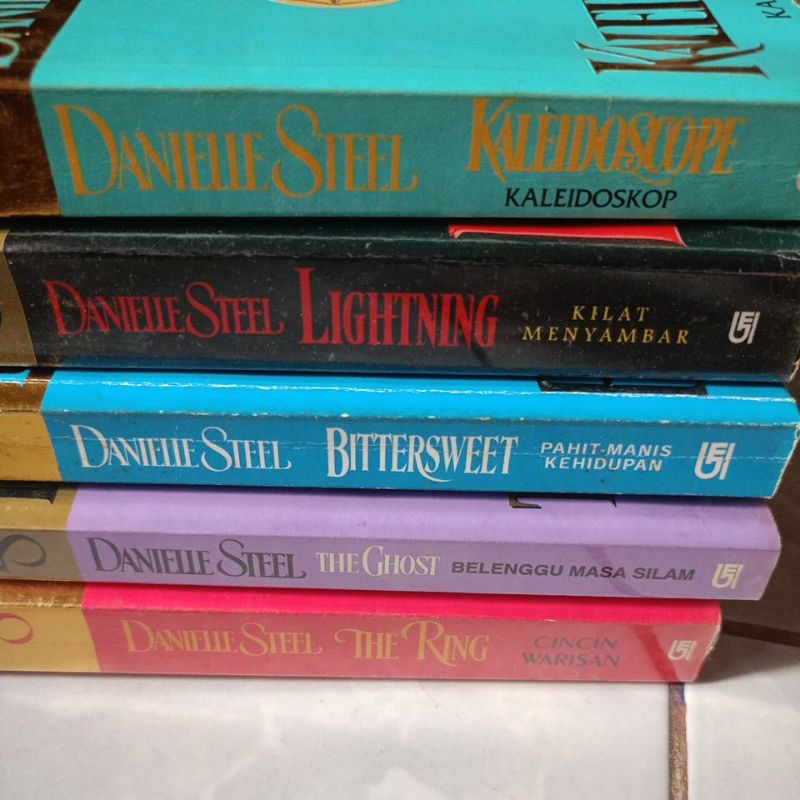 Jual Paket 5 Novel by Danielle Steel (kaledoscope,lightning,bittersweet