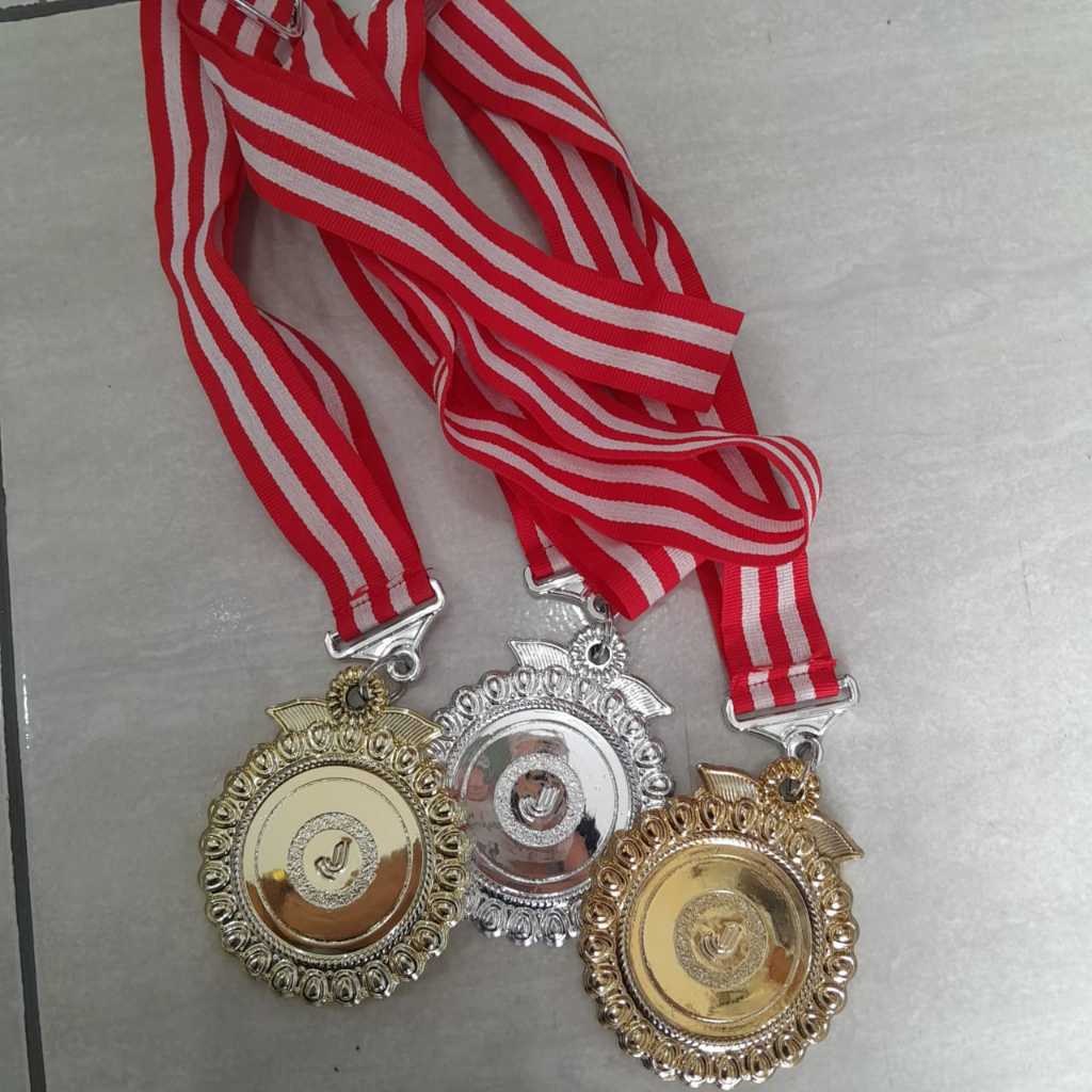 Jual Medali / Mendali 1 set isi 3 juara Warna Emas Perak Perunggu Plus ...
