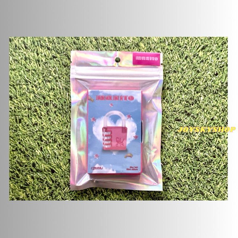 QWER 1st Mini Album [MANITO] Secret Ver. CD+64p Book+P.Card+