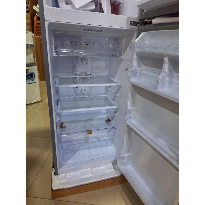 Jual POLYTRON KULKAS 2 PINTU 220L PRB-237 (KHUSUS CILEGON) | Shopee ...