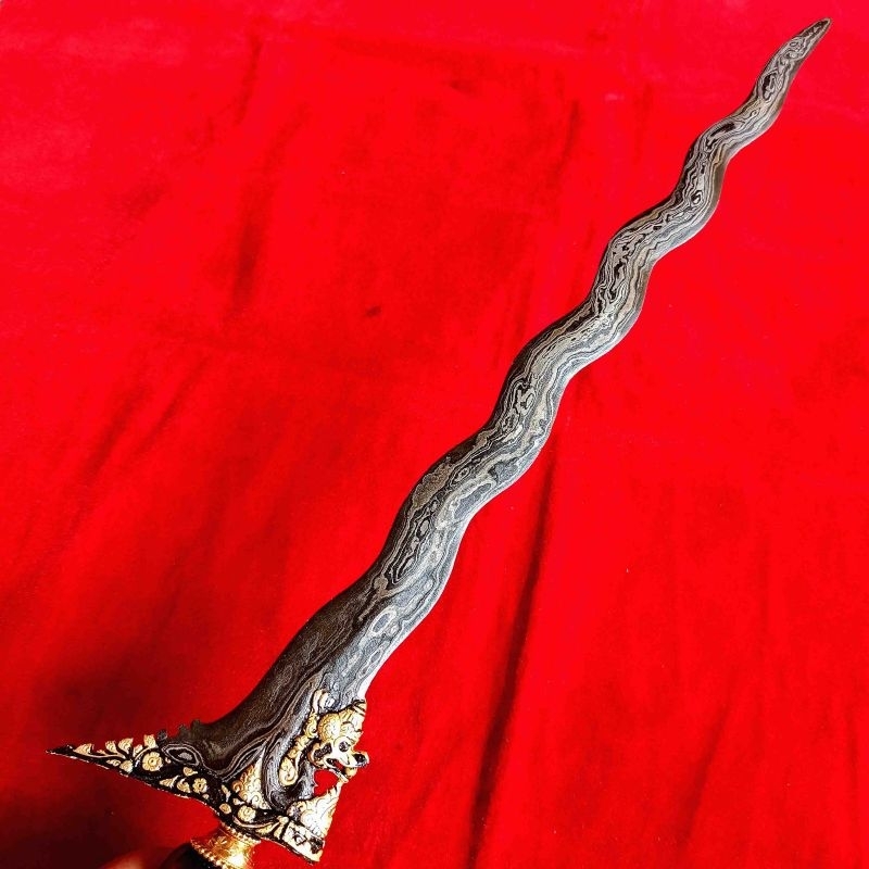 Jual Pusaka Keris Sepuh Naga Siluman Luk 11 Kinatah Emas Pamor Kulit