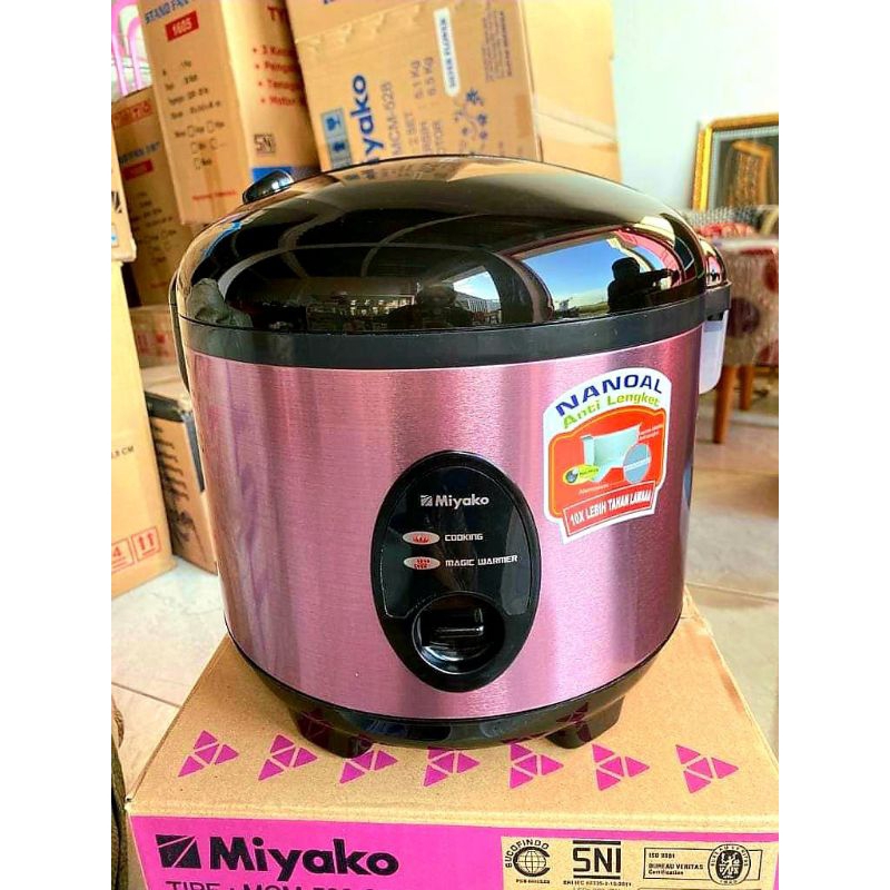 Jual Rice Cooker Magic Com Miyako MCM-508 SBC Ukuran Kapasitas 1.8 ...