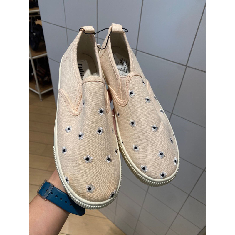 Jual RUBI SEPATU SALE Shopee Indonesia