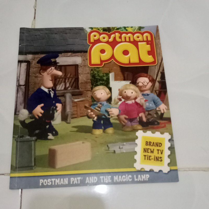 Jual Buku Cerita Postman Pat . POSTMAN PAT AND THE MAGIC LAMP | Shopee ...