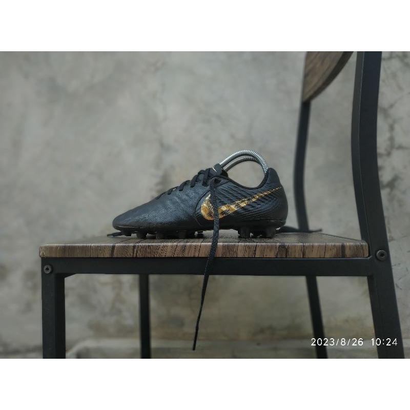 sepatu bola nike tiempo legend 7 original