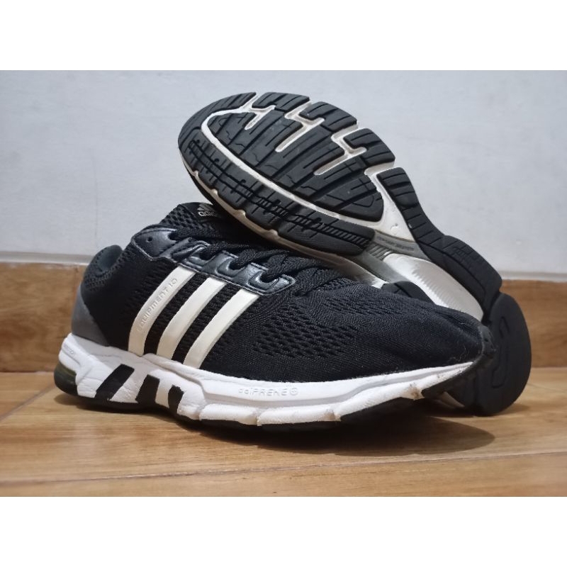 sepatu running Adidas equipment 10