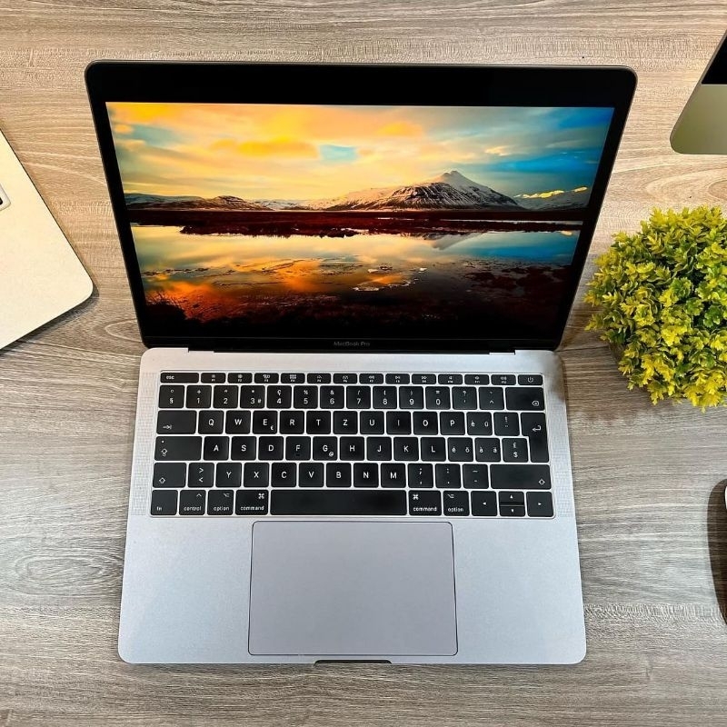 MacBook Pro early2015 16GB 1TB 13inch i7 3.1GHz [手渡し]