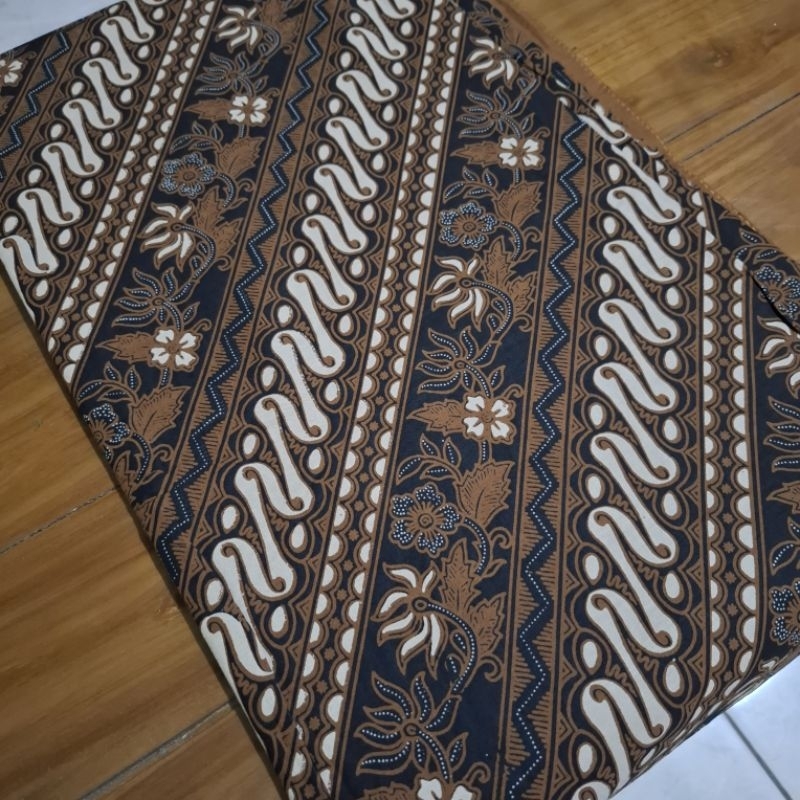 Jual Kain Jarik Rok Wiru Selendang Blangkon Batik Klasik Lereng Seling ...