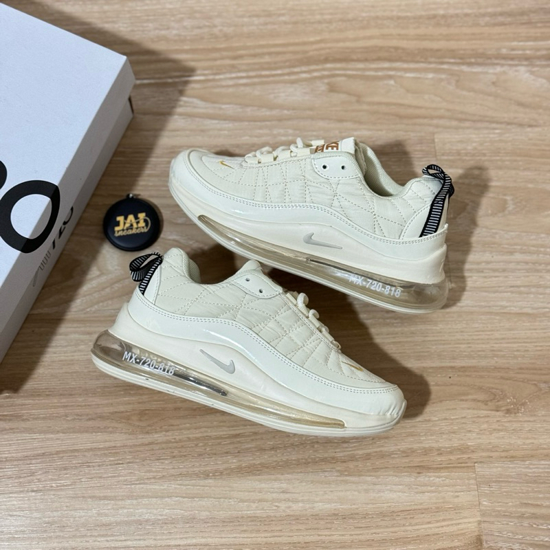 Jual SEPATU SNEAKERS RUNNING NIKE AIR MAX 720 818 CREAM WANITA Shopee Indonesia