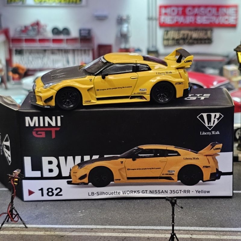Jual mini gt lb silhouette works gt nissan 35gt RR yellow LBWK R35 GTR ...