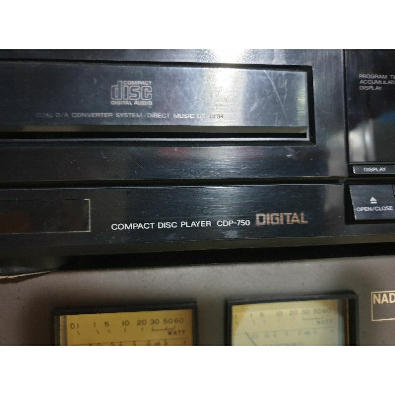 Jual CD Player Vintage Legend SONY CDP-750 made in Japan dengan DAC IC ...