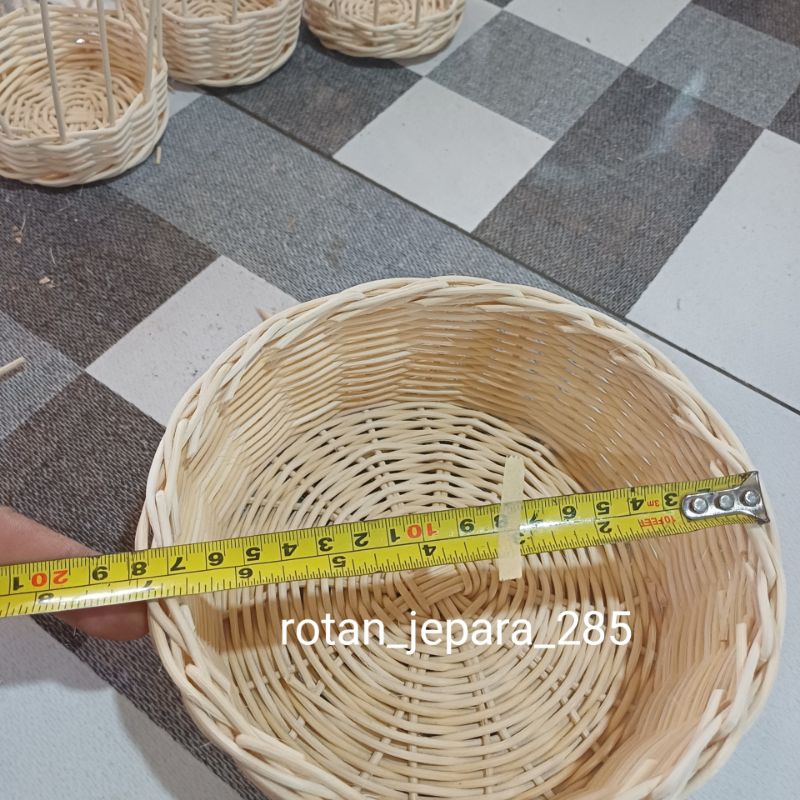 Jual keranjang hampers full rotan halus diameter 17cm tinggi 7cm ...