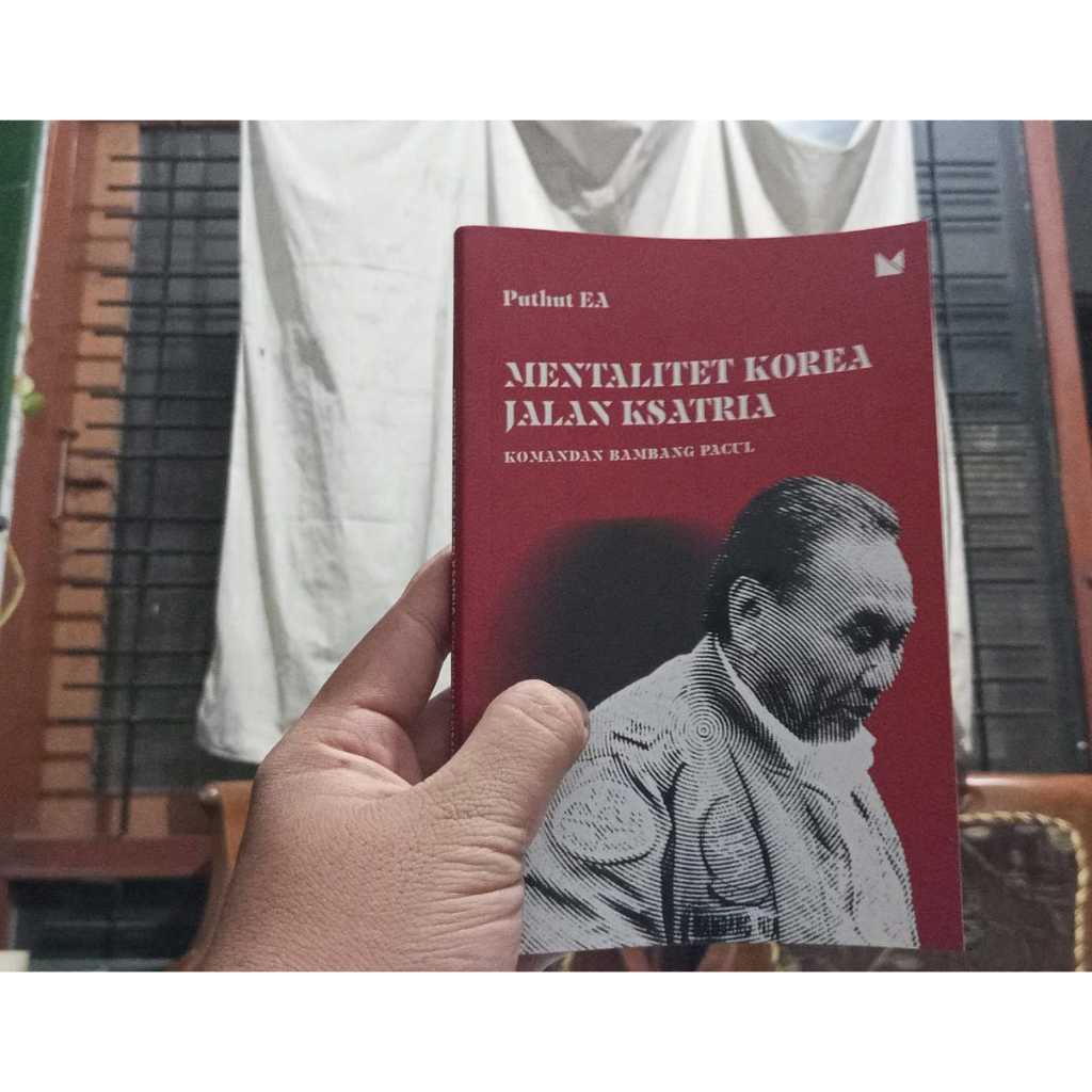 Jual Mentalitet Korea Jalan Ksatria Komandan Bambang Pacul Buku Politik ...