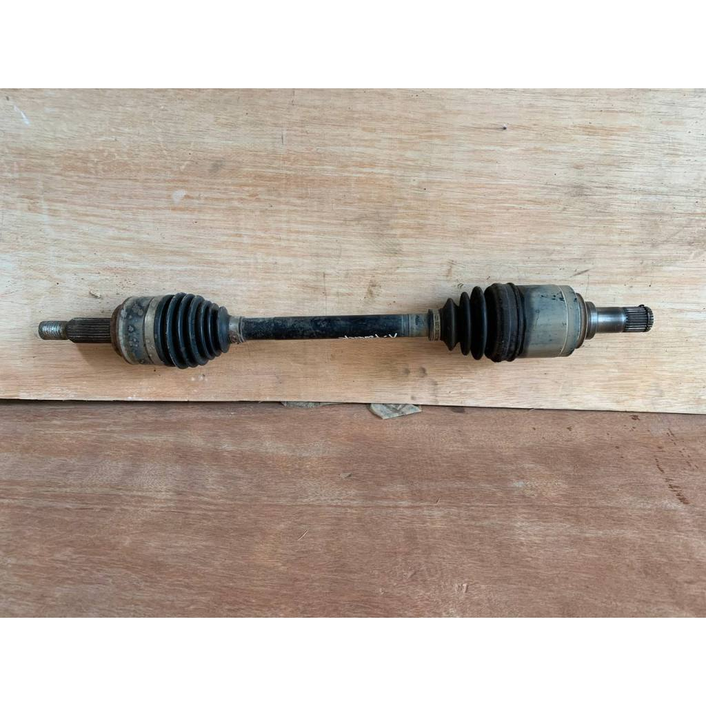 Jual As Roda assy Cv join joint Kiri Mitsubishi Xpander expander MT ...