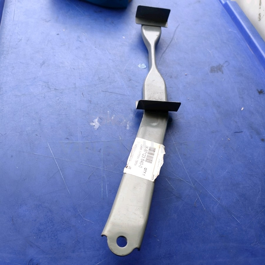 Jual BRACKET BRAKET BREKET CLAMP AKI BATERAI ACCU PANTHER KOTAK DAN