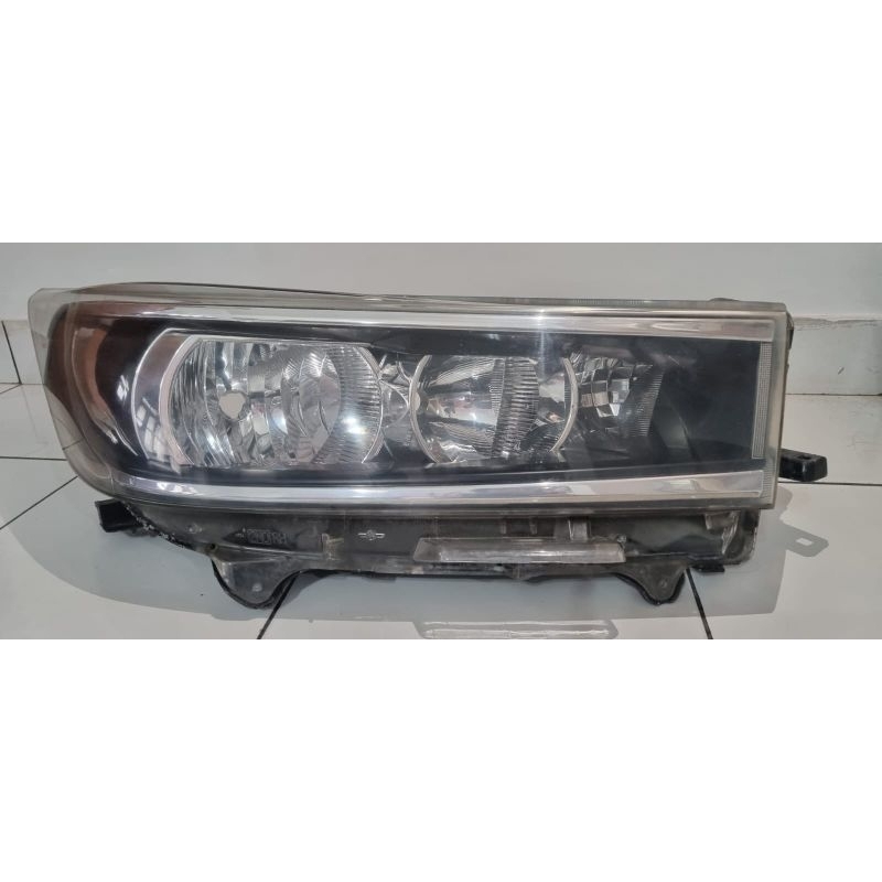 Jual Headlamp Lampu Toyota Innova Reborn tipe G 2016 2017 2018 2019 ...