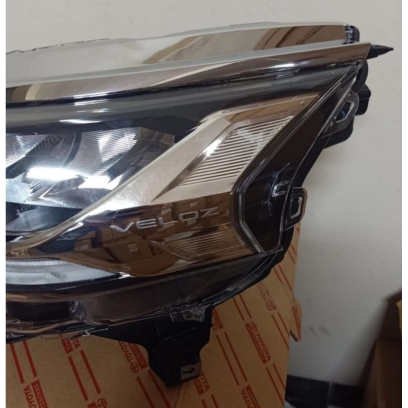 Jual HEADLAMP AVANZA VELOZ 2022 UP ORIGINAL Shopee Indonesia