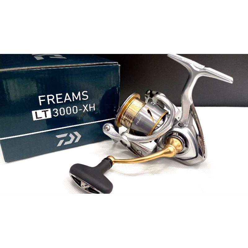 Moulinet Spinning Daiwa 21 Freams LT - Taille 2000 - Ratio 6.2:1 - Années 2000 - Japon