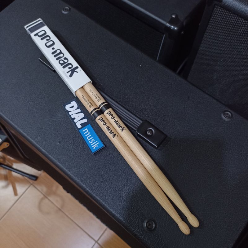 Jual Promark TX5BW American Hickory 5B - Stik Drum 5 B | Shopee Indonesia