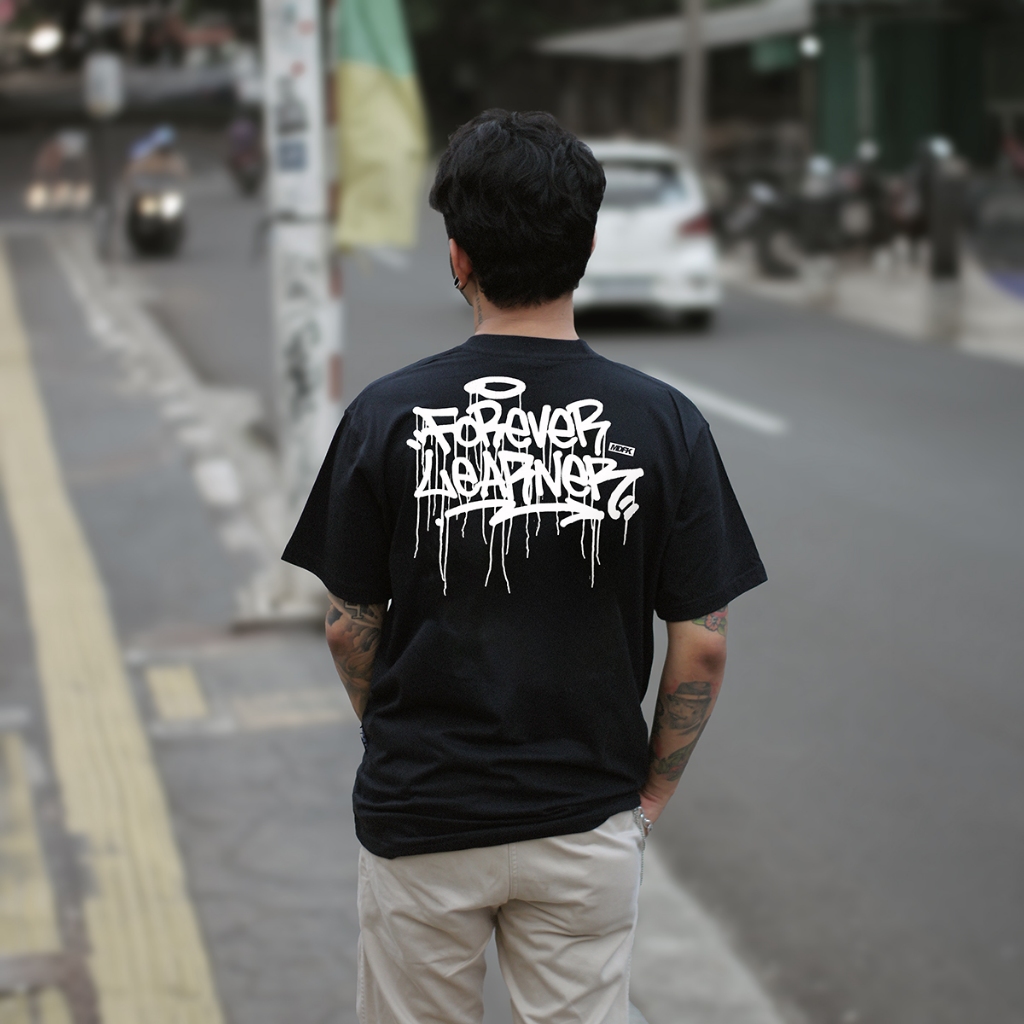 Jual MDFK FOREVER LEARNER GRAFFITI TSHIRT | Shopee Indonesia