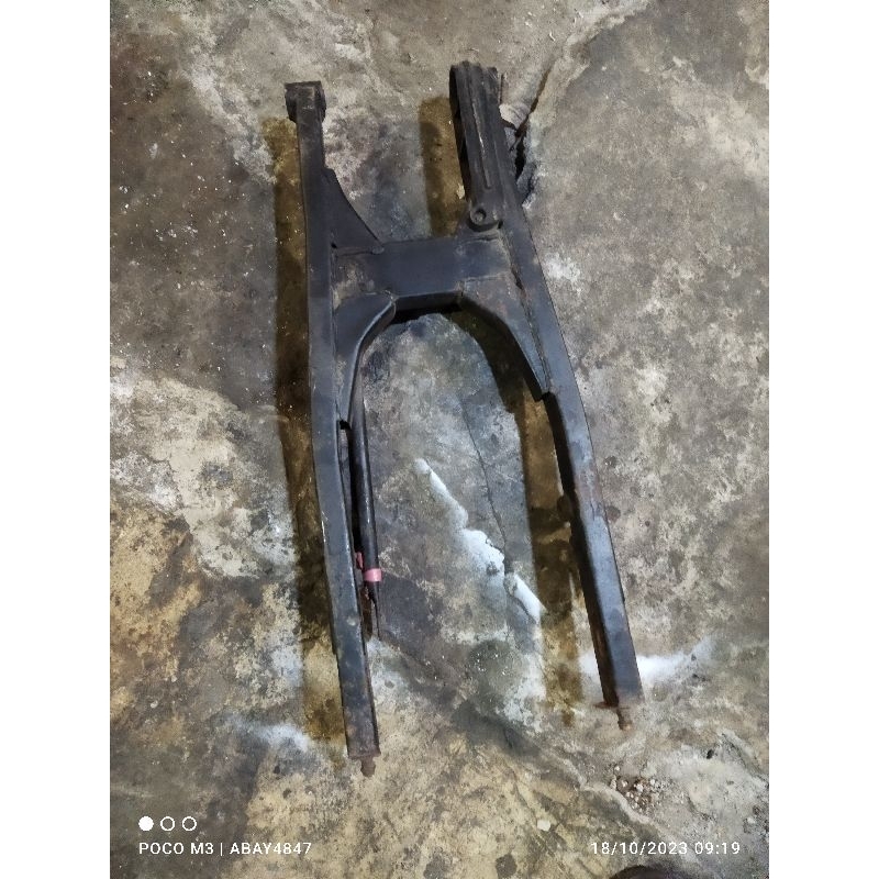 Jual swing arm bajaj pulsar 135cc ori Shopee Indonesia