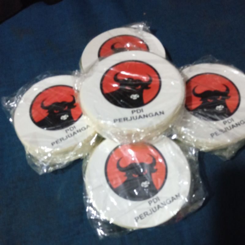 Jual Stiker PDIP Rp.400/pcs. Bulat 10cm. Langsung Kirim. isi 100pcs ...