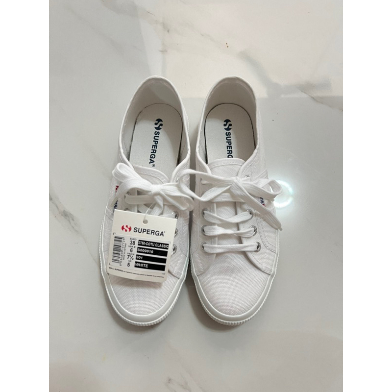 Ukuran sepatu cheap superga