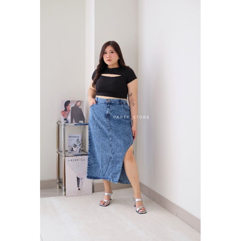 Jual RAURA ROK JEANS SKIRT / ROK JEANS BB 100KG | Shopee Indonesia