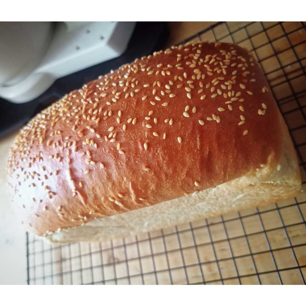 Jual Roti Jadoel / Toast / Jiwa Ukuran 20x10x10/400 Gram Wijen | Shopee ...