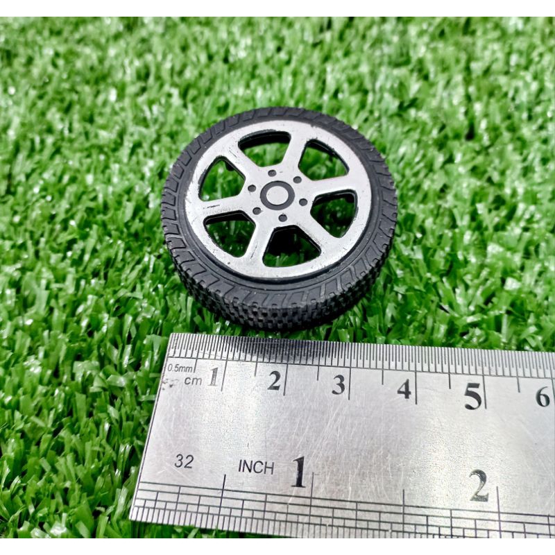 Jual Roda Mobil Mainan Plastik Uk 3,8cm | Shopee Indonesia