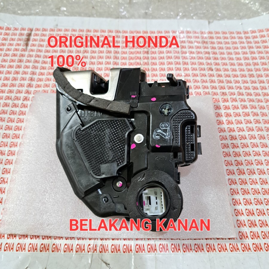 Jual Door Lock Aktuator Pintu Belakang Kanan Kiri Honda Brio Mobilio ...