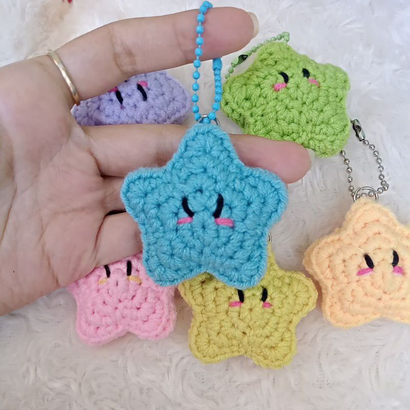 Jual gantungan kunci rajut / cute star keychain 1 pcs homemade | Shopee ...