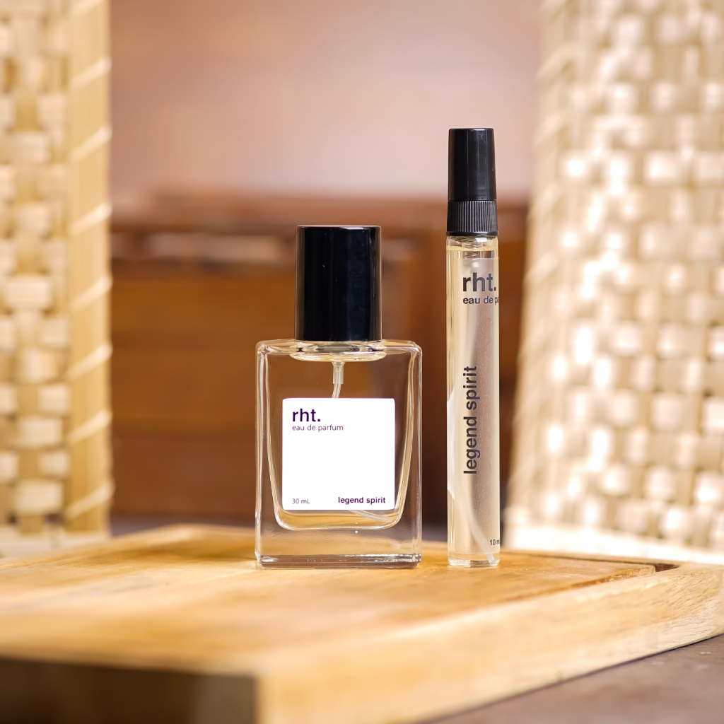 Parfum Eau de Perfume Paket 30ml dan 10ml tahan lama 24 jam