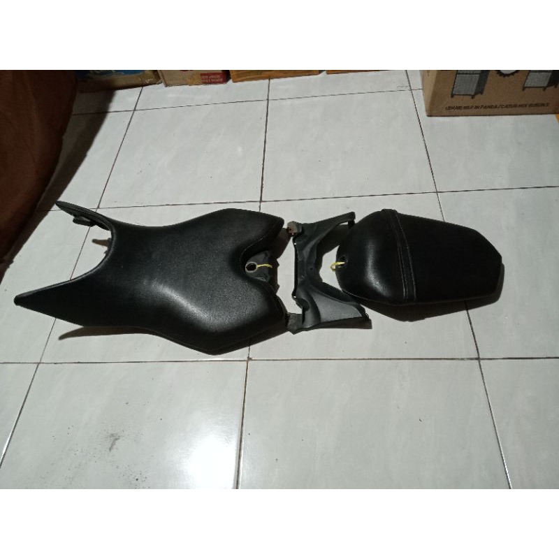 Jual jok d/b dan cover tengah yamaha r15 v3 original copotan 2021 ...