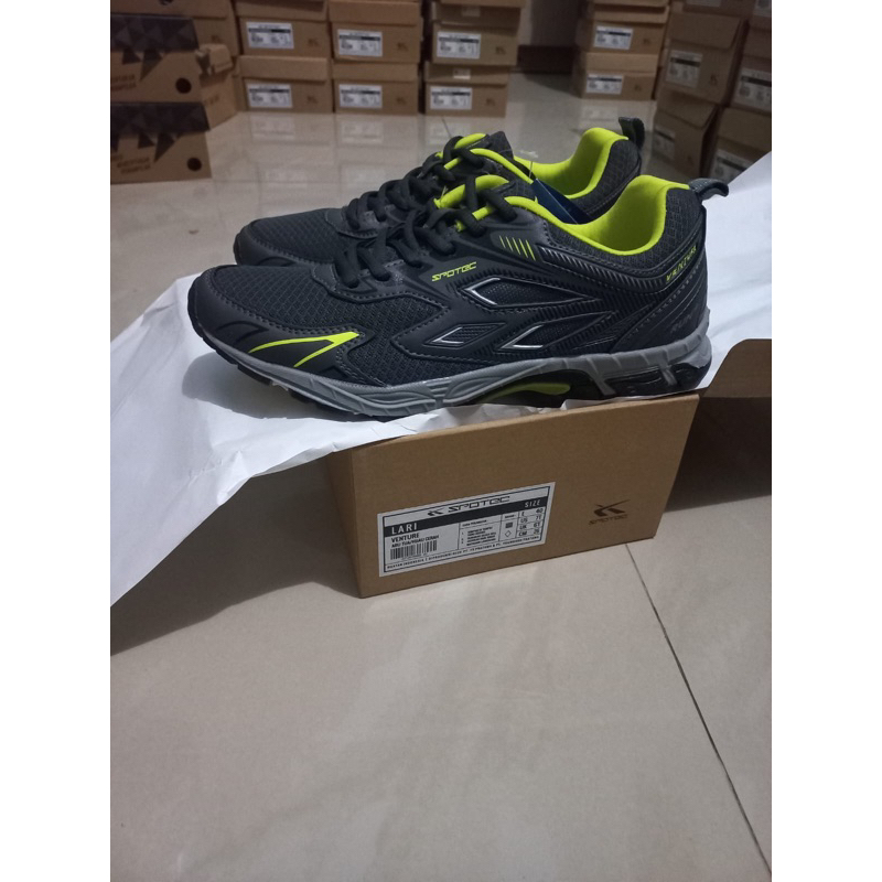 Jual Sepatu spotec original 100% | Shopee Indonesia