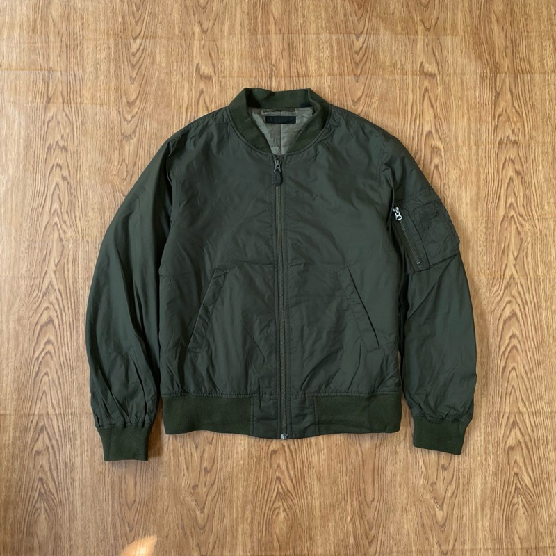 Jual Uniqlo Bomber Jacket Shopee Indonesia