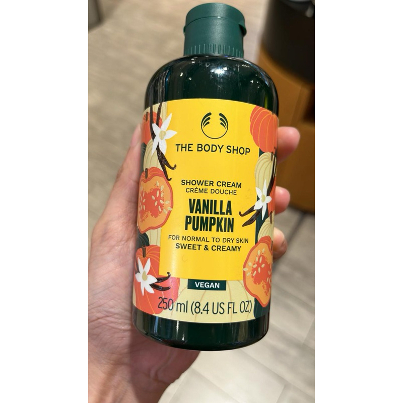 Jual THE BODY SHOP SHOWER CREAM VANILLA PUMPKIN VEGAN NEW 250ml