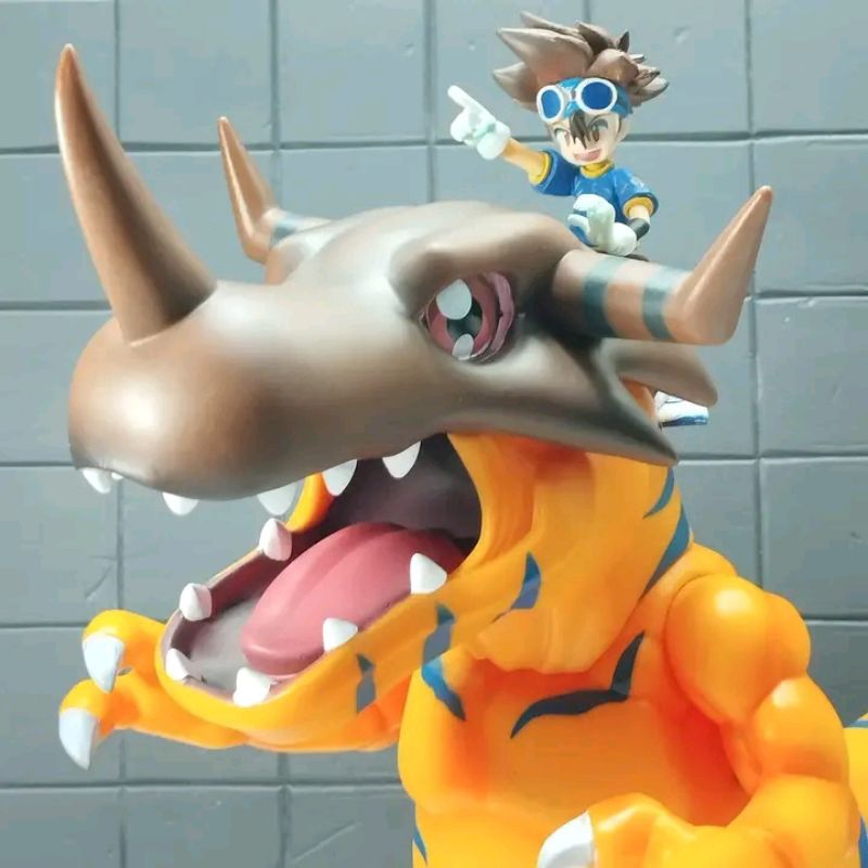 Jual mainan static figure digimon greymon with daichitinggi sekitar 12 ...