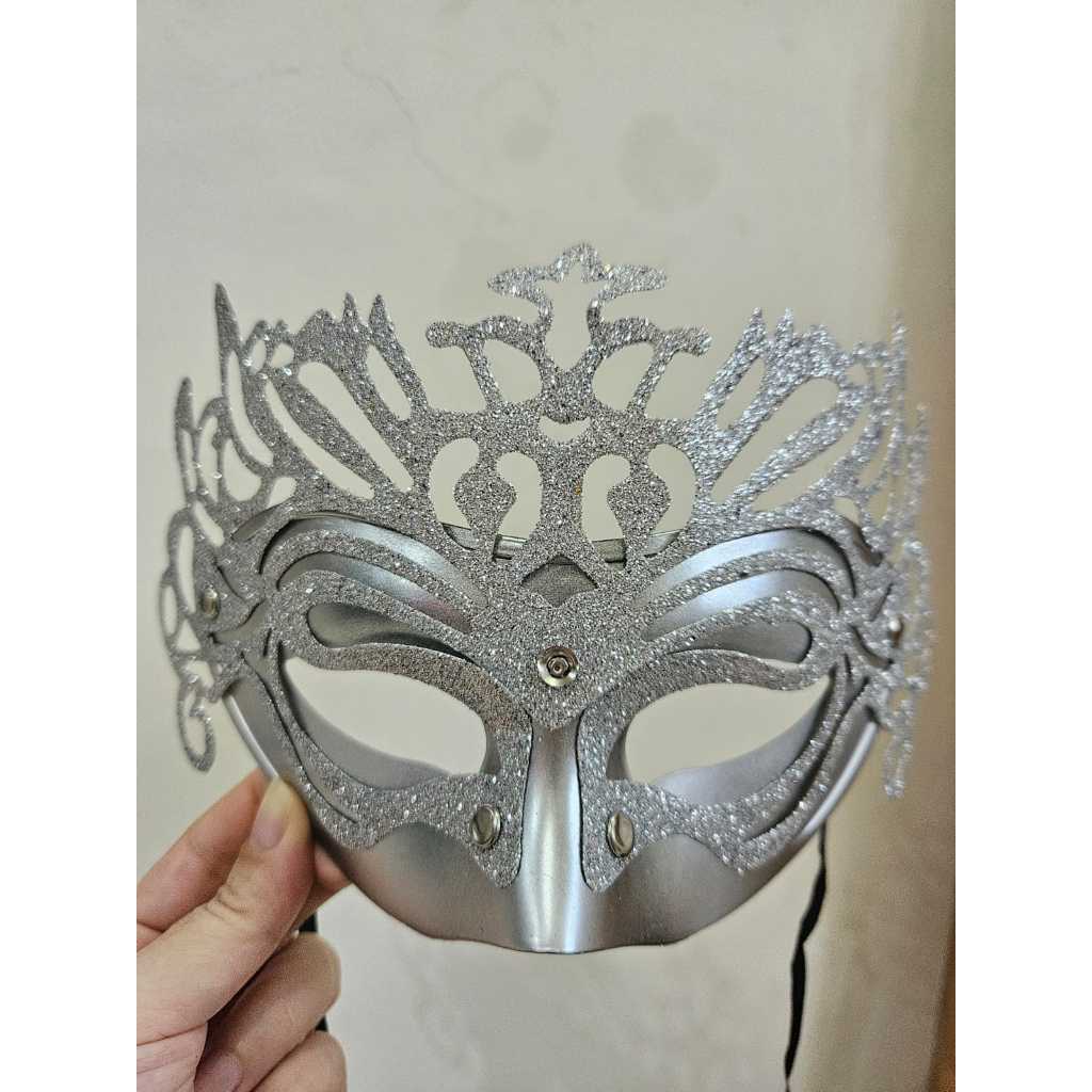 topeng pesta halloween