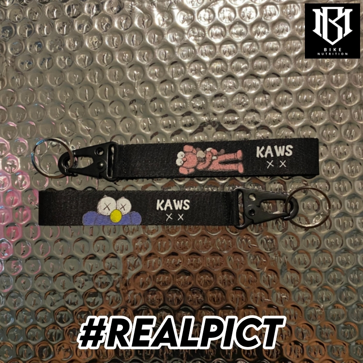 Jual GANTUNGAN KUNCI KAWS KEYCHAIN KAWS KEY CHAIN KAWS x UNIQLO BAHAN ...