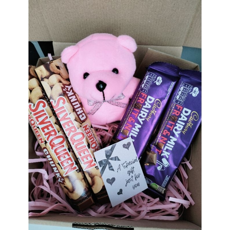 KADO ULANG TAHUN CEWEK /HADIAH ANNIVERSARY /KADO /HAMPERS/GIFT COKLAT  SILVERQUEEN PREMIUM