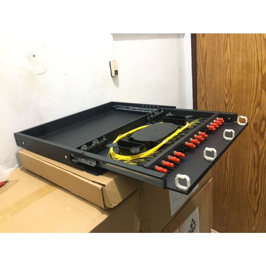 Jual OTB 24 core ST singlemode rackmount sliding rail + Pigtail ...