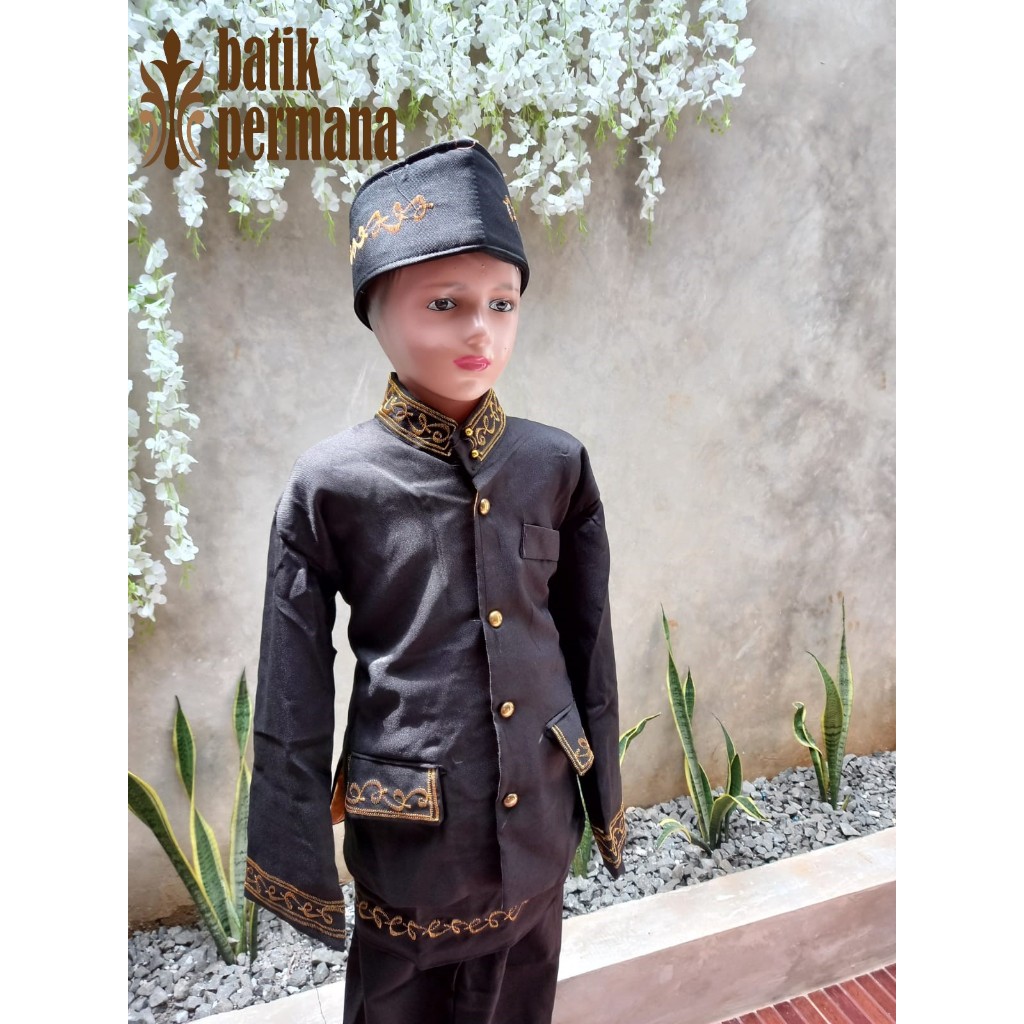 Jual Baju adat basofi set, atasan, celana, rok, peci | Shopee Indonesia