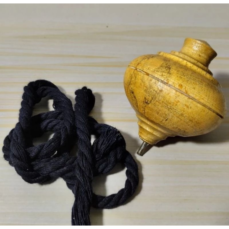 Jual gangsing panggal kayu, gangsing kayu, mainan tradisional | Shopee ...