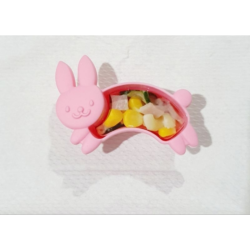 Jual sauce cup silicone rare mickey dan pooh dijual satuan Shopee