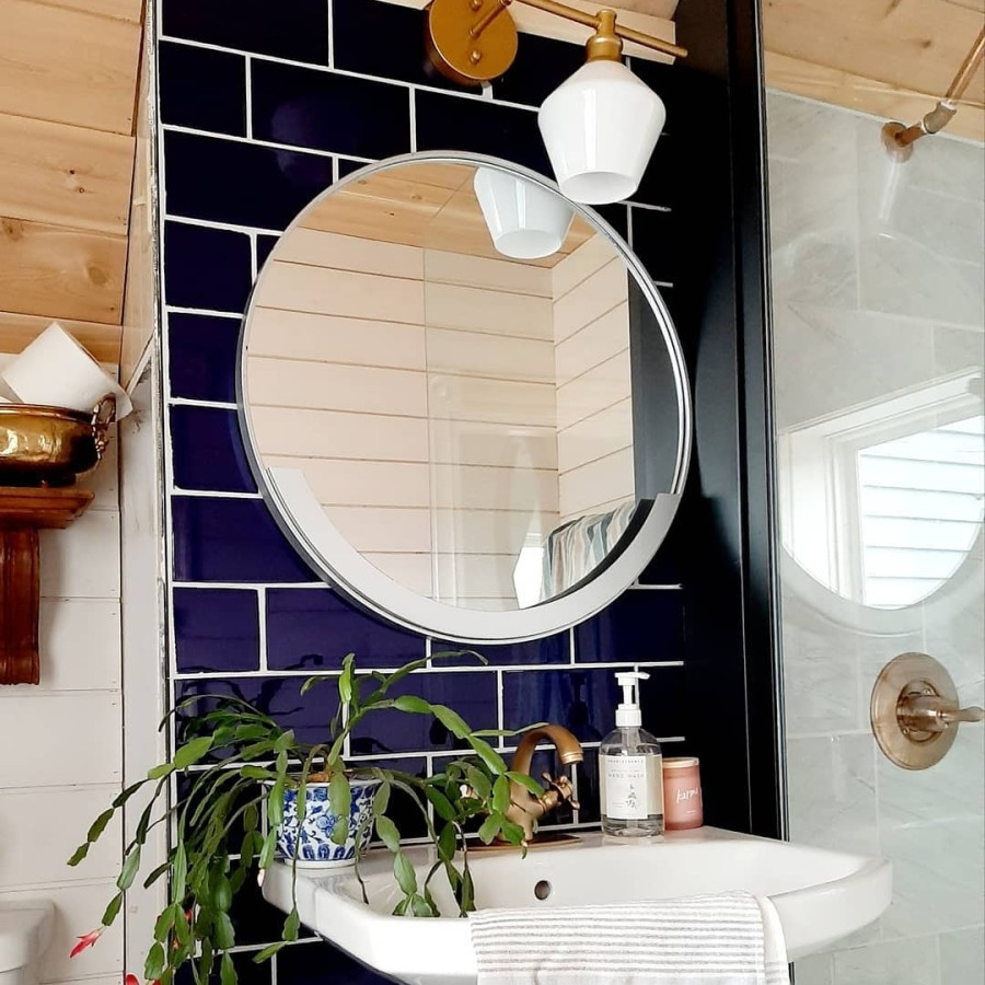 Jual Subway Tile 10x20 Biru Tua Glossy No Bevel Merk Mustika - Interior ...